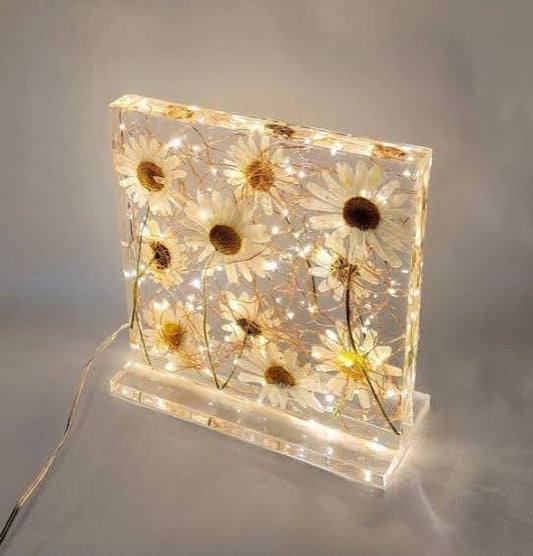 Floral Resin Lamp